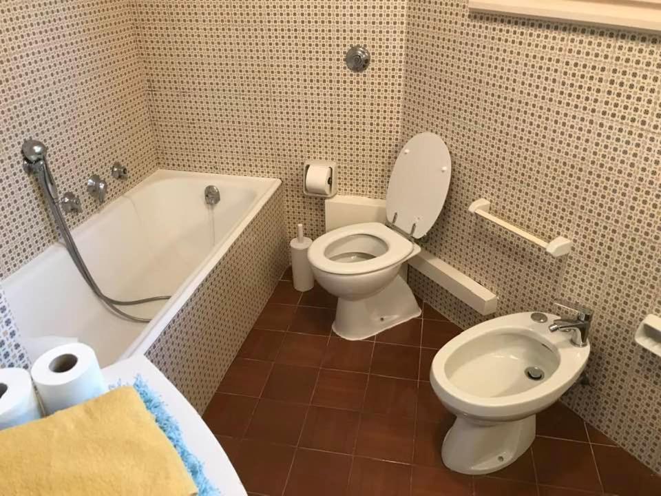 Xampilla'S Business City Mini Apartment Bassano Bassano del Grappa Exterior foto